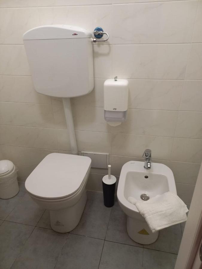 1-Tourist House Bologna-Cefalonia - Self Check-In Экстерьер фото